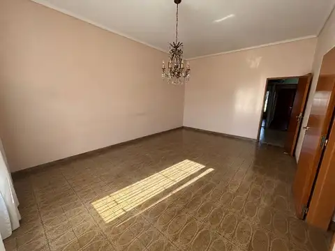 Casa en Venta en Ramos Mejía, USD 190.000