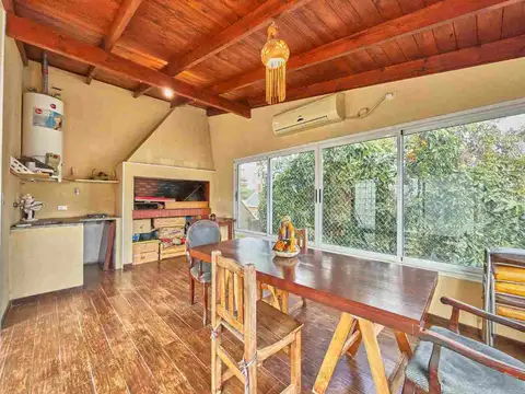 Depto Tipo Casa en Venta de 4 ambientes