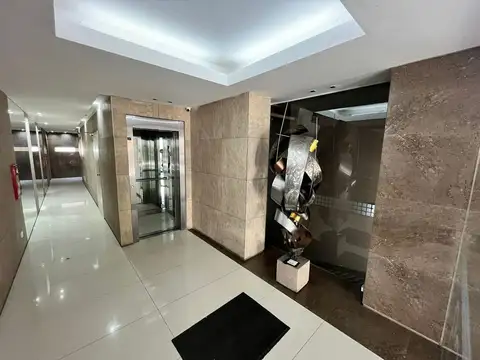 Departamento en Venta en Parque Chacabuco, USD 135.000