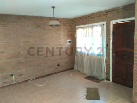 Casa 6 ambientes con 3 baños