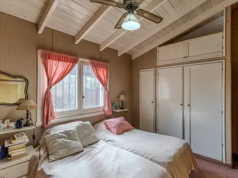 Casa en Venta con 1 cochera