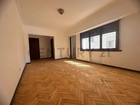 Venta de Semipiso 3 ambientes mas dependencia y baulera en Palermo