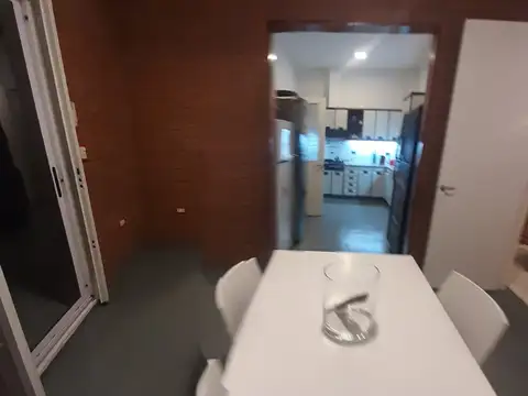 Depto Tipo Casa 6 ambientes con 1 baño
