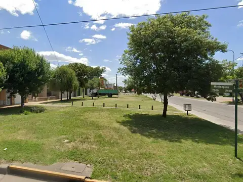 Francia y Boulevard Liniers