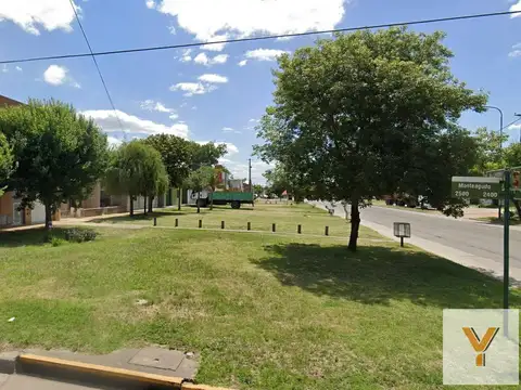 Francia y Boulevard Liniers