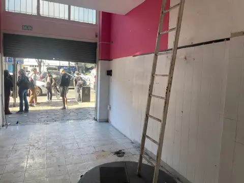 Local en Alquiler en La Plata [Cod: 853]