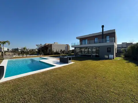 Casa en Alquiler 4 años