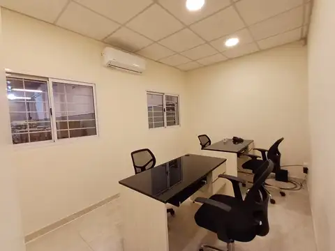 Local en Alquiler Via Púb.