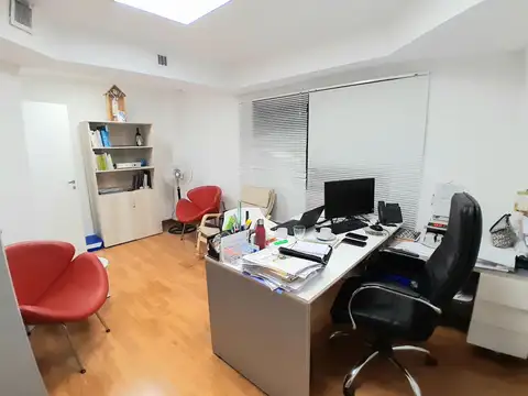 Oficina en Venta en Tribunales, USD 270.000