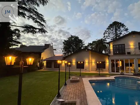 Casa de categoria en venta en Ituzaingó