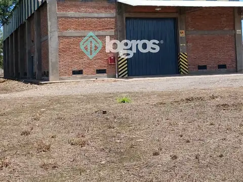 GALPÓN EN ALQUILER - 700m2-Oficinas 300m2-Terreno 15.000m2 - Pampa Blanca, RN 34