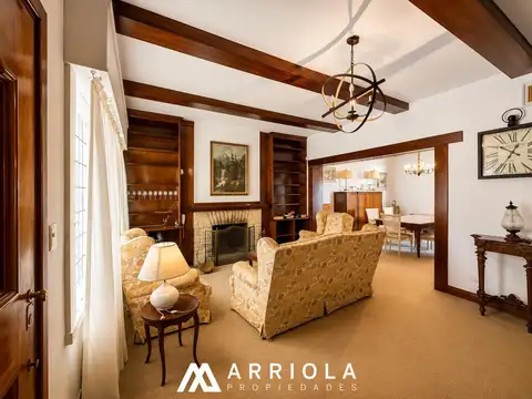 Casa 5 ambientes con 5 baños