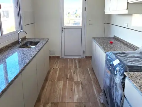 Departamento 3 ambientes con 1 baño