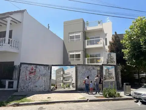 Departamento de 3 ambientes con Balcón y Terraza Ramos Mejía