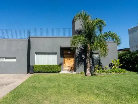 Avenida Patricias Argentinas 1800