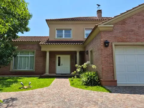 Casa en Venta de 4 dormitorios