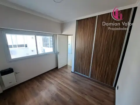 Departamento en Alquiler en Monte Castro, $ 490.000