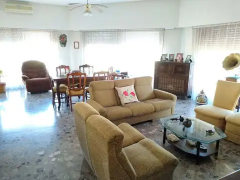 Depto Tipo Casa en Venta de 2 dormitorios