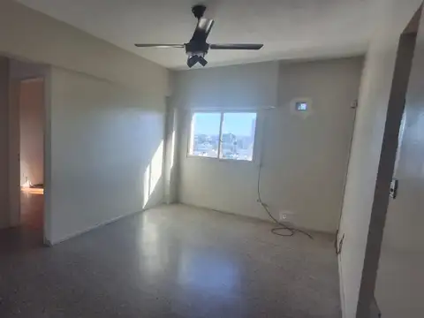 2 ambientes en venta en Caballito. A metros de Pedro Goyena. Muy Luminoso. Vista abierta. APTO CREDITO