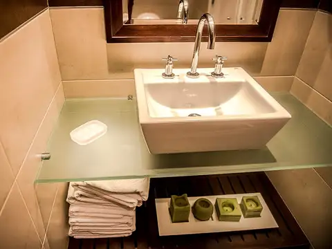 Departamento 4 ambientes con 3 baños