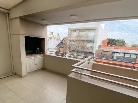 Depto Tipo Casa en Alquiler de 3 ambientes
