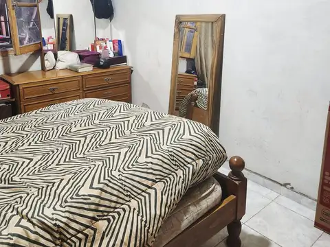 Casa 4 ambientes con 1 baño