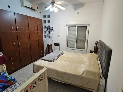 Casa 5 ambientes con 1 baño