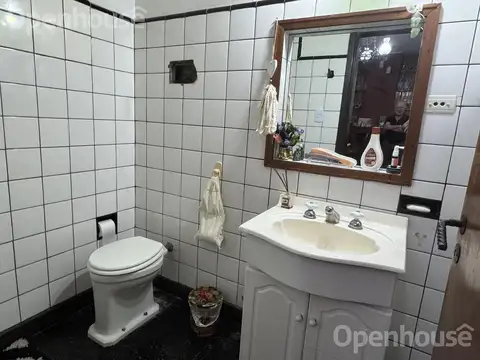 Casa en Venta con 7 cocheras