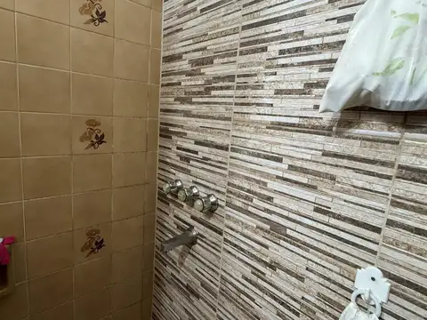 Casa en venta en Don Toracuato apta credito hipotecario