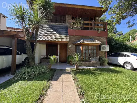Casa en venta en Don Toracuato apta credito