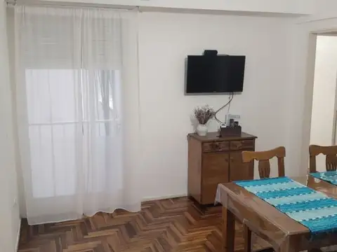 Estado de Israel 4500, Piso 5