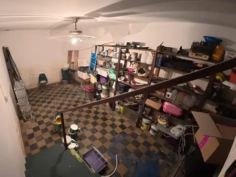 CASA TIPO PH EN VENTA. ADROGUE