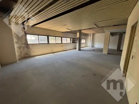 Local en Alquiler en San Fernando Vias  /  Centro, USD 1.800