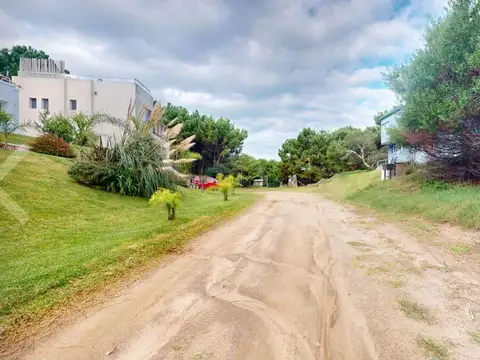 Costa Esmeralda, Pinamar