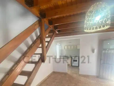 Avenida Montevideo entre 13 b y 14 1100, Piso 0