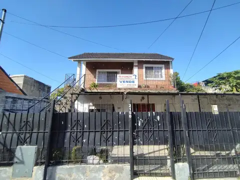 CASAS EN DOS PLANTAS 3 AMBIENTES CADA UNA MULTIFAMILIAR
