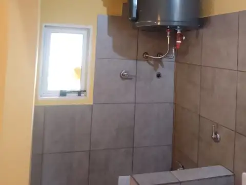 CASA 1 DORMITORIO EN ALQUILER VILLA ELISA, LA PLATA