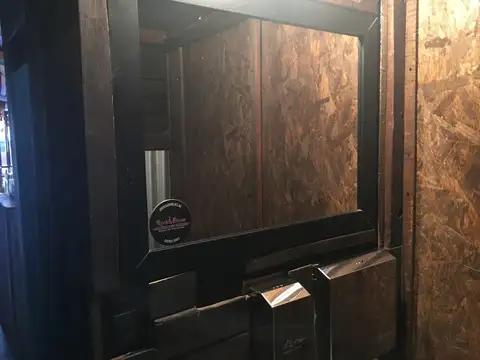 Local en Venta Via Pública