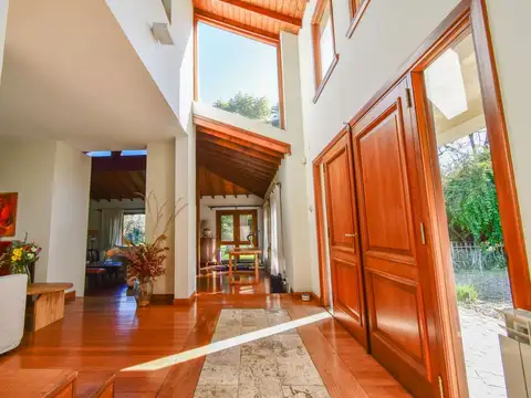 CASA   VENTA 6 AMBIENTES  BELLA VISTA  FINANC.