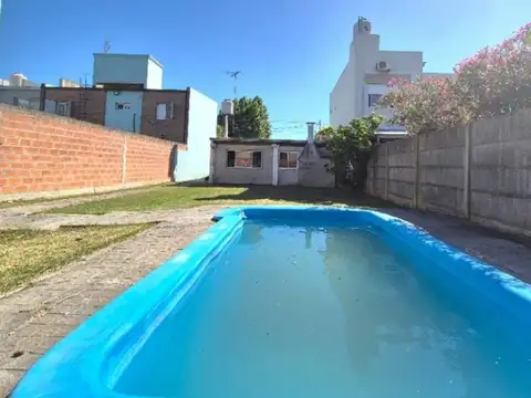 Casa 2 ambientes con 1 baño