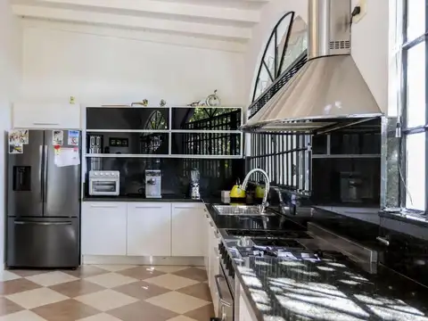 Casa en Venta en La Unión, USD 330.000
