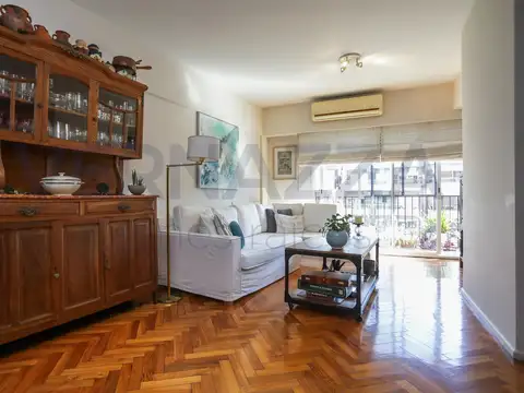 APTO CRÉDITO! Semipiso de 4 ambientes con escritorio y balcón en Caballito