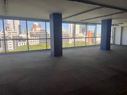 Oficina en Venta al Este