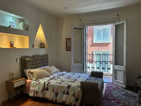 Venta departamento 5 ambientes -San Nicolas- frente- escritorio - balcón corrido- patio parrilla