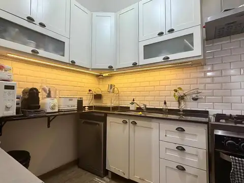 Depto Tipo Casa en Venta en Caballito Sur, USD 189.000