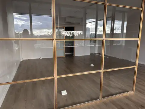 Alquiler Oficina AAA de 44 m² con Cochera - Puerta Norte, Nordelta.