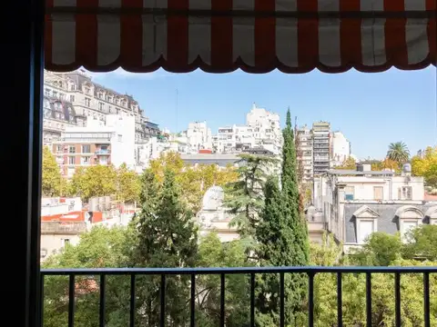 VENTA , 3 AMB C/DEPENDENCIA, COCHERA, RECOLETA