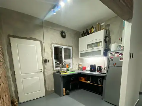 Depto Tipo Casa 7 ambientes con 2 baños