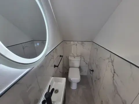 Depto Tipo Casa en Venta con 1 cocheras