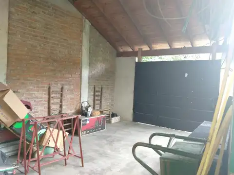 Casa 4 ambientes con 1 baño